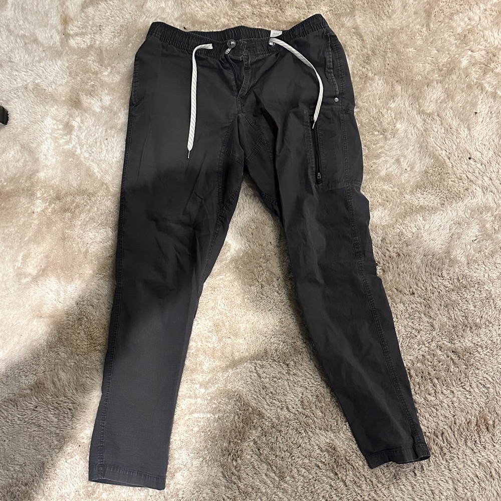 Vuori Charcoal Jogger Pants